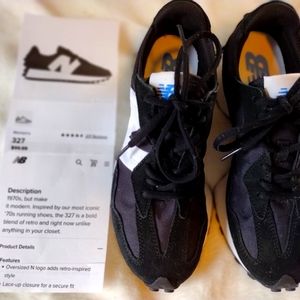 New Balance 327 like new worn twice size 8.5